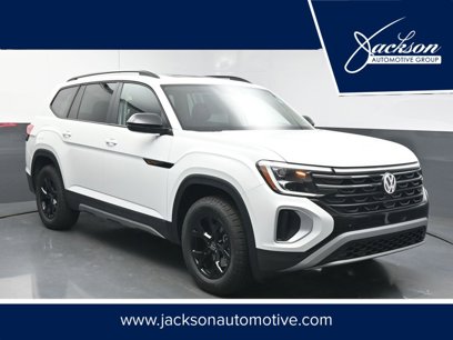 New 2025 Volkswagen Atlas Peak Edition SE
