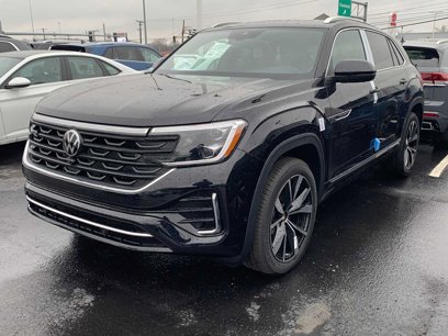 New 2025 Volkswagen Atlas Cross Sport SEL Premium R-Line