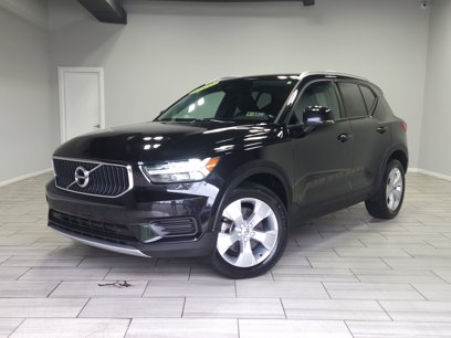 Used 2020 Volvo XC40 T5 Momentum