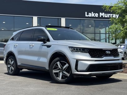 Used 2021 Kia Sorento S w/ Panoramic Sunroof Package