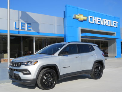 Used 2025 Jeep Compass Latitude w/ Convenience Group