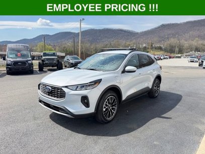 New 2025 Ford Escape SE