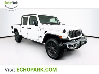 Used 2024 Jeep Gladiator Sport