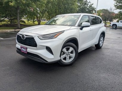 Used 2023 Toyota Highlander L