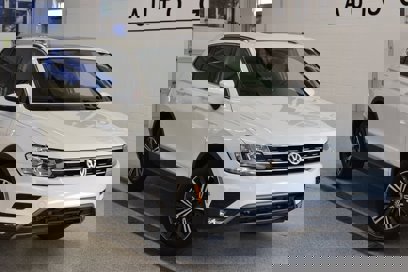Used 2019 Volkswagen Tiguan SEL