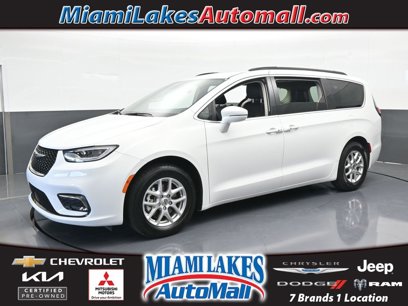 Used 2022 Chrysler Pacifica Touring-L