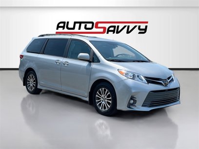 Used 2019 Toyota Sienna XLE