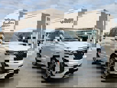New 2025 Cadillac XT6 Premium Luxury