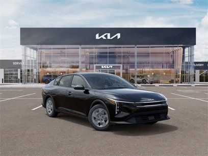 New 2025 Kia K4 LX