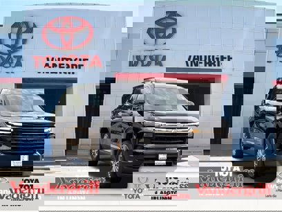 Used 2024 Chevrolet Traverse LS w/ LPO, Floor Liner Package
