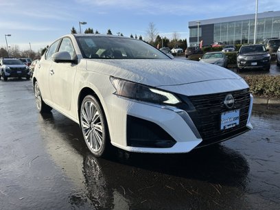 New 2025 Nissan Altima 2.5 SL