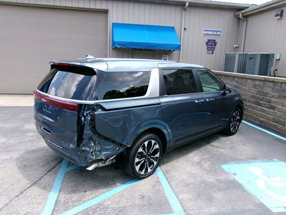Used 2024 Kia Carnival EX