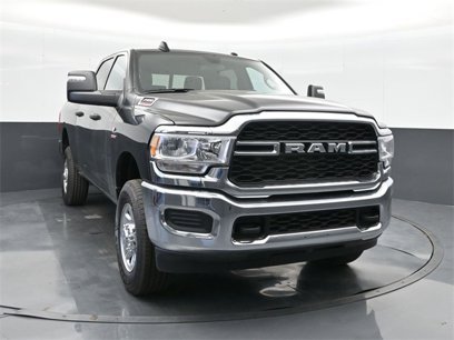 New 2024 RAM 2500 Tradesman w/ Chrome Appearance Group