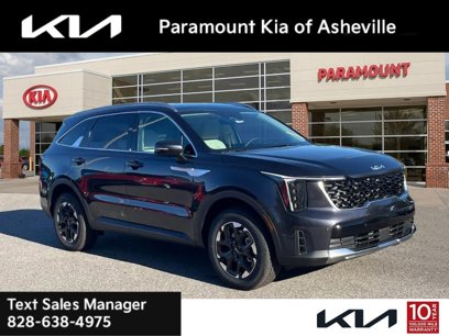 New 2025 Kia Sorento S w/ Panoramic Sunroof Package