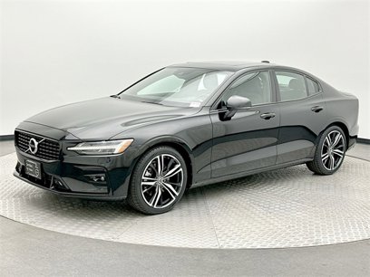 Certified 2022 Volvo S60 B5 R-Design w/ Climate Package