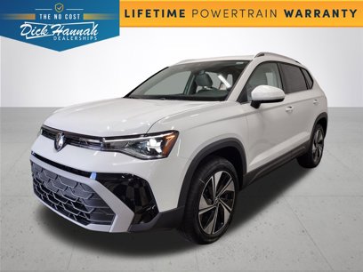 New 2025 Volkswagen Taos SE