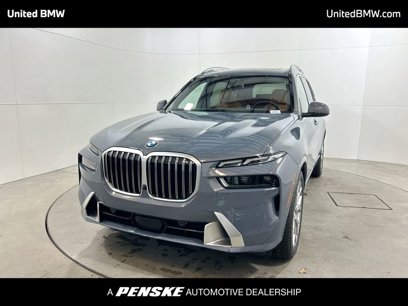 New 2025 BMW X7 xDrive40i w/ Premium Package