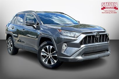 Used 2020 Toyota RAV4 LE