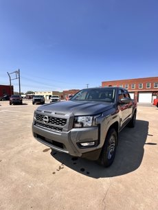 New 2025 Nissan Frontier SV w/ SV Convenience Package
