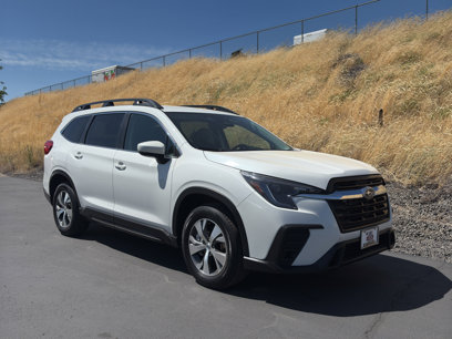 Used 2024 Subaru Ascent Premium w/ Convenience Package