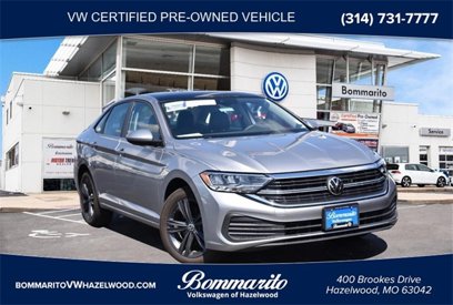 Certified 2024 Volkswagen Jetta SE w/ Panoramic Sunroof Package