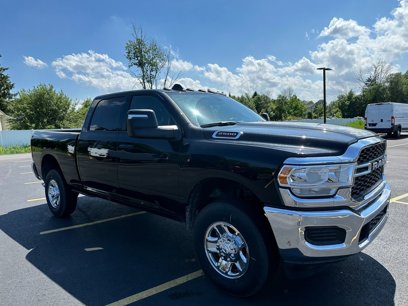 New 2024 RAM 2500 Tradesman w/ Chrome Appearance Group