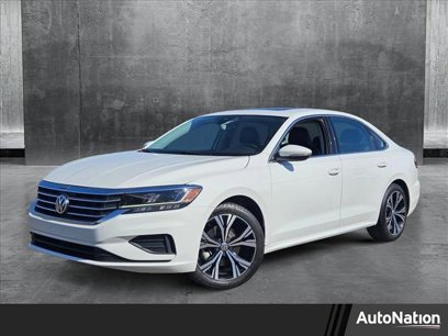 Used 2021 Volkswagen Passat 2.0T SE