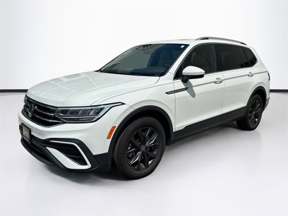 Certified 2024 Volkswagen Tiguan SE w/ Panoramic Sunroof Package