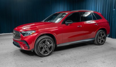 New 2025 Mercedes-Benz GLC 300