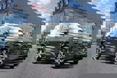 New 2025 Audi Q5 Prestige