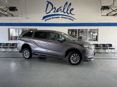 Used 2024 Toyota Sienna LE