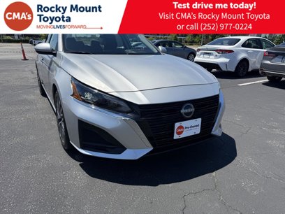 Used 2023 Nissan Altima 2.5 SV