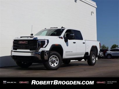 New 2024 GMC Sierra 2500 Pro w/ Convenience Package