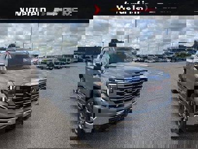 New 2025 GMC Sierra 1500 SLT w/ SLT Premium Plus Package