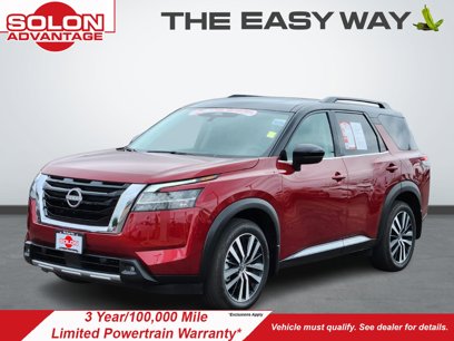 Used 2024 Nissan Pathfinder Platinum