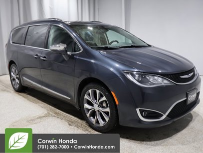 Used 2019 Chrysler Pacifica Limited
