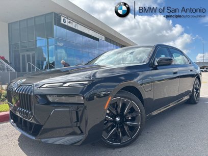 New 2025 BMW 750e xDrive
