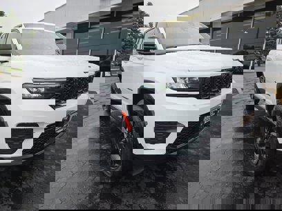 Used 2023 Jeep Grand Cherokee Altitude