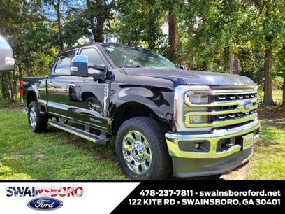 New 2025 Ford F350 Lariat w/ Chrome Package