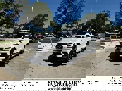 New 2025 Volvo V60 B5 Cross Country Ultra w/ Protection Package Premier
