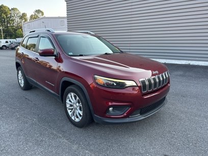 Used 2019 Jeep Cherokee Latitude w/ Popular Appearance Group