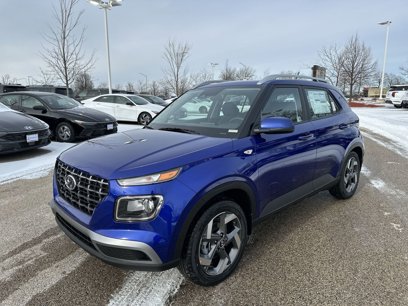New 2025 Hyundai Venue SEL