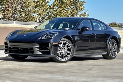 New 2025 Porsche Panamera