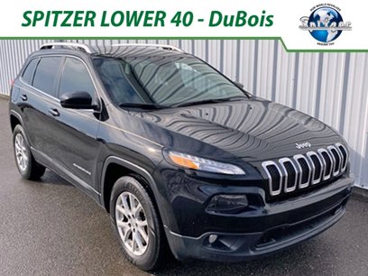 Used 2017 Jeep Cherokee Latitude w/ Cold Weather Group