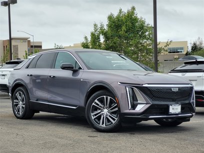 New 2025 Cadillac Lyriq Luxury
