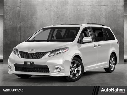 Used 2016 Toyota Sienna SE