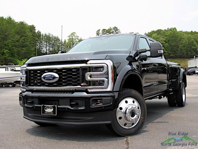 New 2025 Ford F450 Platinum w/ FX4 Off-Road Package