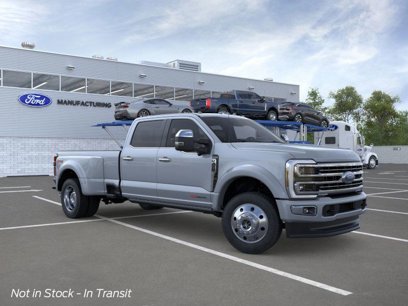 New 2025 Ford F450 Platinum