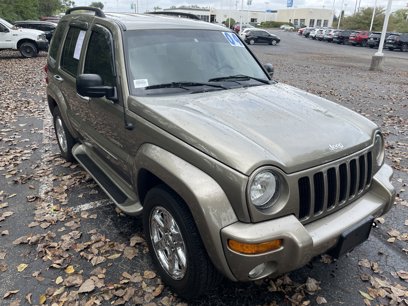 Used 2004 Jeep Liberty Limited w/ 17" Chrome Wheel & Tire Group