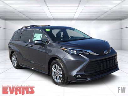 New 2025 Toyota Sienna XLE w/ XLE Plus Package